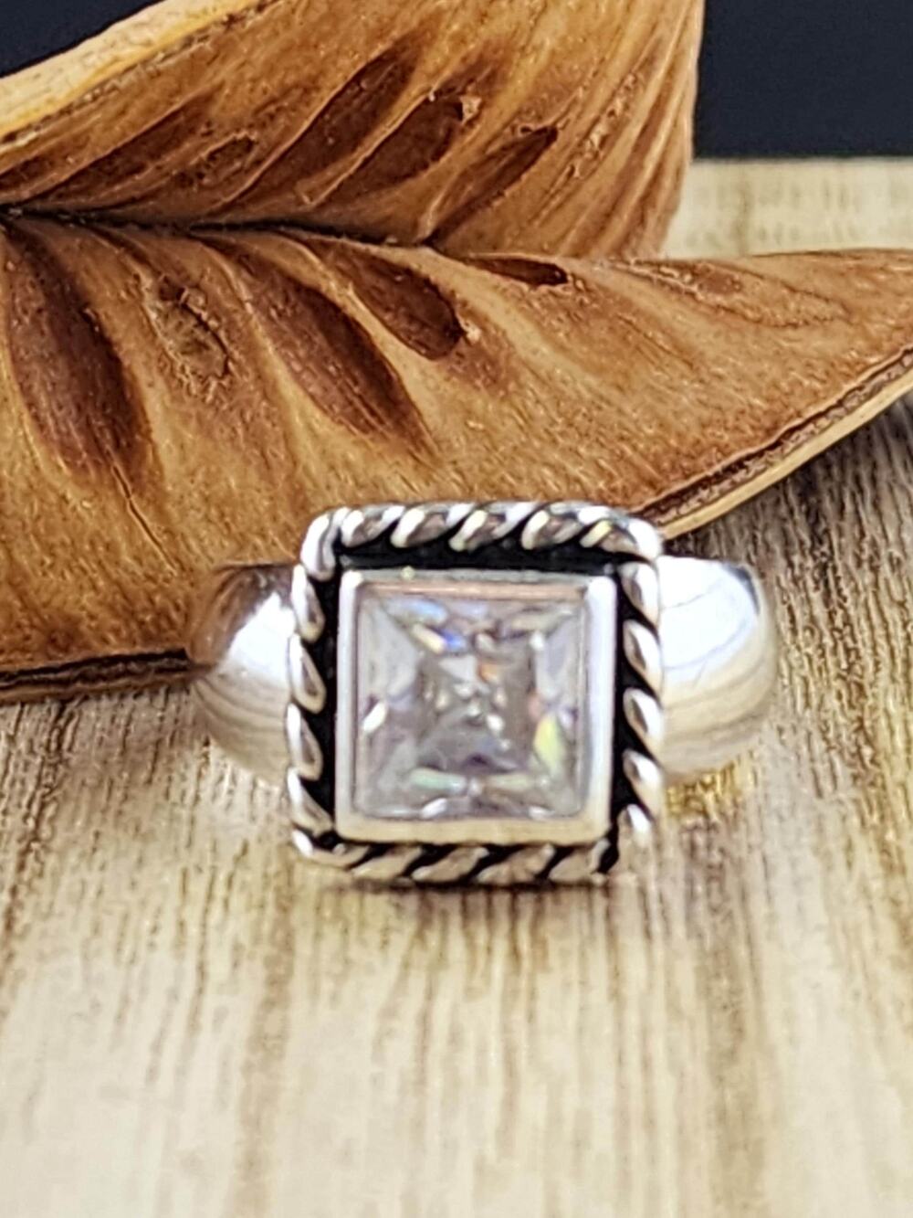 Silpada Elizabeth .925 CZ ring 6.75